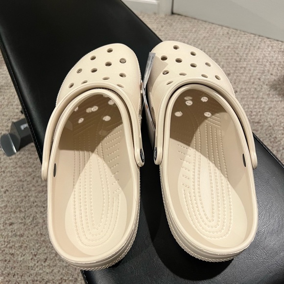 Crocs Classic Clog (M13) - Frappe - Picture 3 of 5